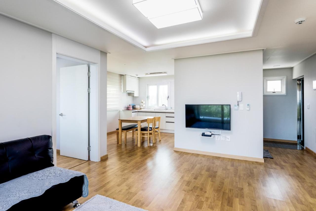 Jeju Bada Wi Olle Pension Sogüpcho Exteriér fotografie